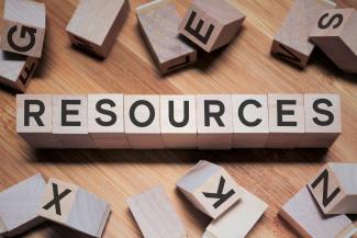 Word "resources" on wooden blocks